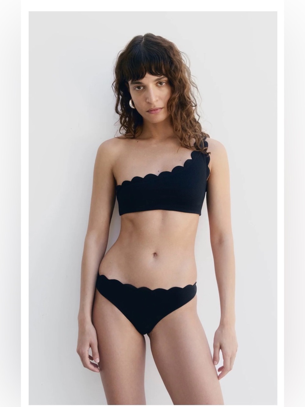 Marysia Santa Barbara Scalloped One-Shoulder Black Bikini Set